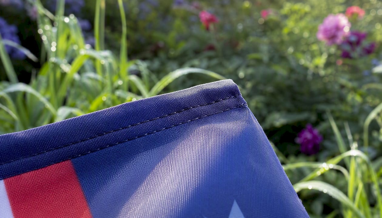 Detailed view of flag hem and seam